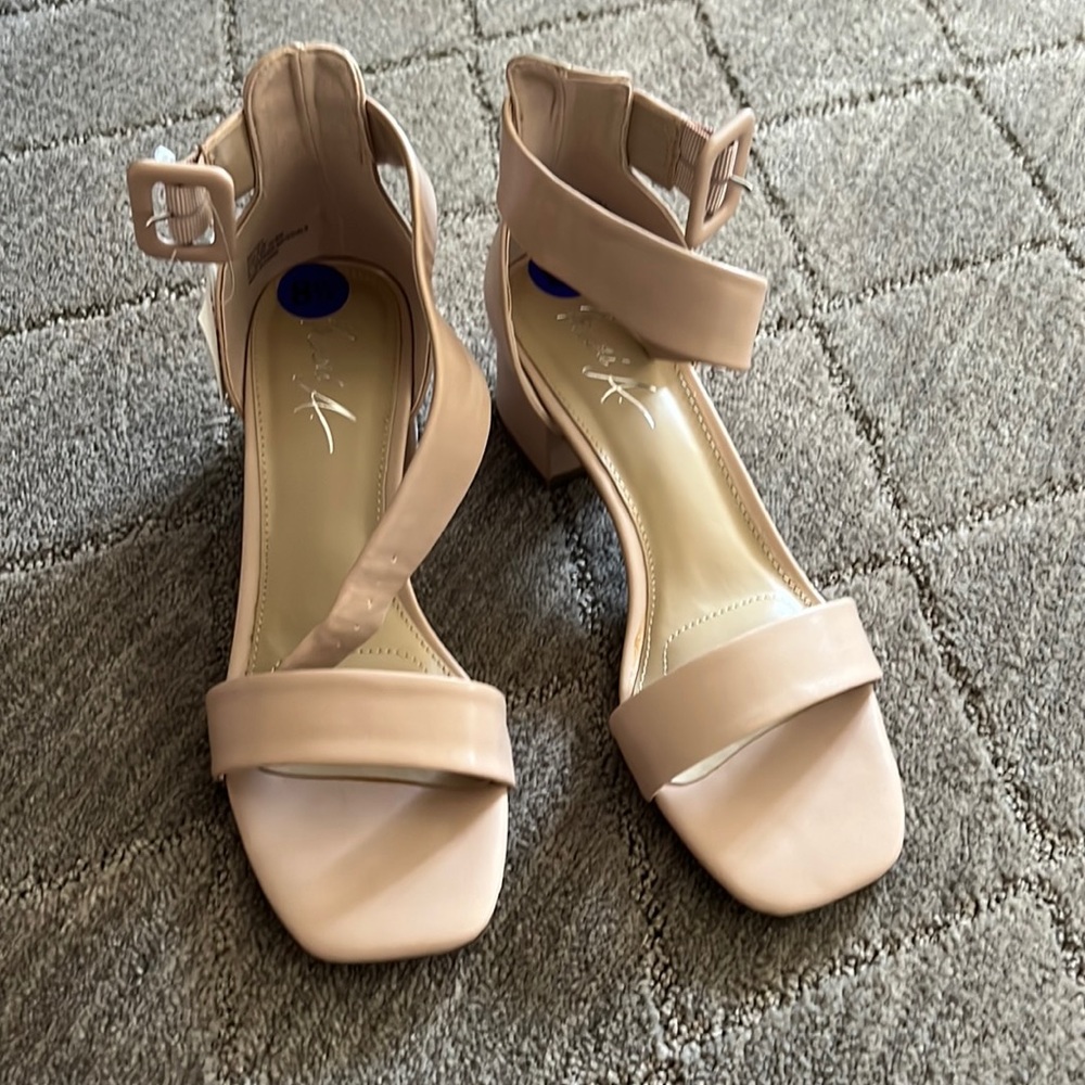 Never been worn sandal